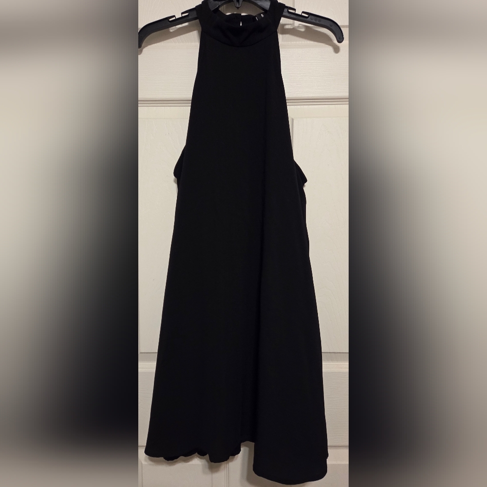Lulu A-line Sleveless Halter Short Classic Black Dress. Size Large